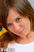 Nubile girl Roxee shows off her tight body on video