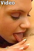 Teen lesbians lick and dildo