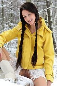 Horny girl shows off in the snow