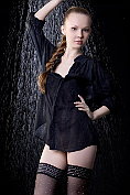 Sexy teen shows everything