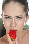 Margo G masturbates with a strawberry